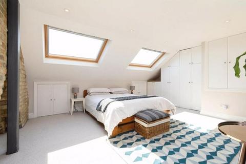 9 Boyd Road, London, SW19 2DF