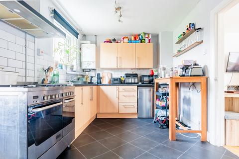 31 Barrow Hill Crescent, Bristol, BS11 9RD