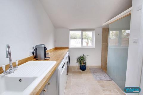 170 Frome Road, Trowbridge, BA14 0DL