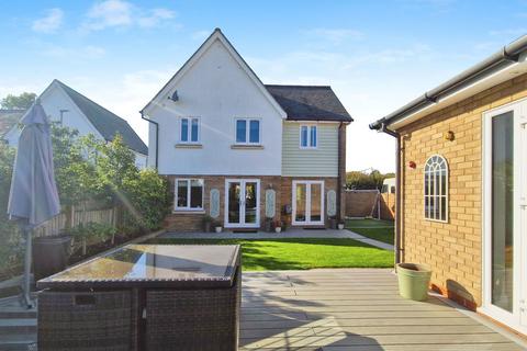 4 bedroom detached house for sale, Granary Halt, Braintree CM77