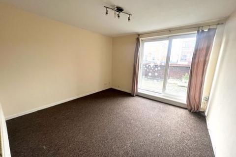 2 bedroom apartment for sale, Folkestone Road, London