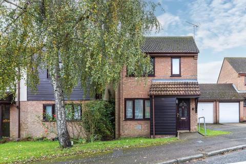 3 bedroom house for sale, Trafalgar Avenue  Far Bletchley, Milton Keynes