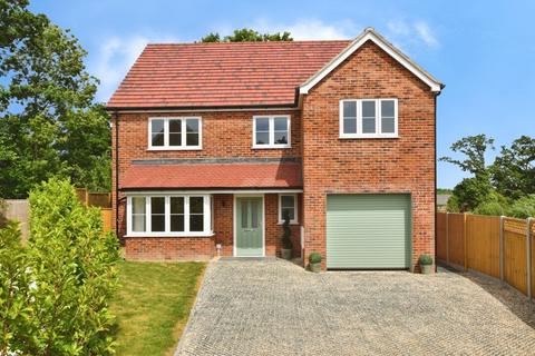 4 bedroom detached house for sale, Foster Lane, Alderbury                                    *VIDEO TOUR*