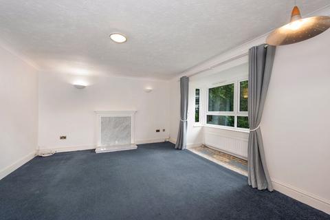undefined, 2 Bedroom Apartment with Parking, Linden Park Road, Tunbridge Wells