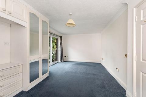 undefined, 2 Bedroom Apartment with Parking, Linden Park Road, Tunbridge Wells