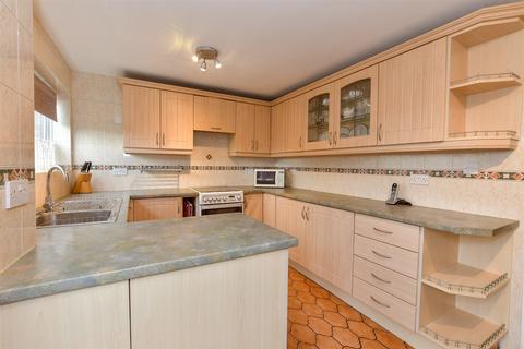 3 bedroom end of terrace house for sale, Cormorant Walk, Hornchurch, Essex