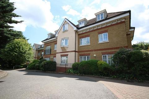 3 bedroom apartment to rent, Edgware HA8