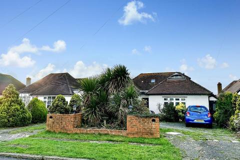 5 bedroom detached house for sale, Mitchley View, Sanderstead, Surrey, CR2 9HQ