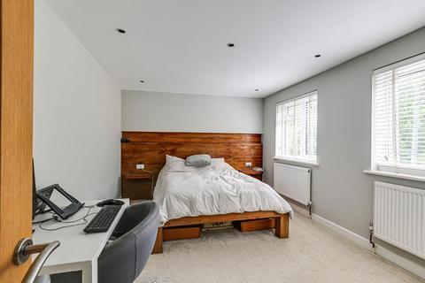 50 Whyteleafe Hill, Whyteleafe, CR3 0AB