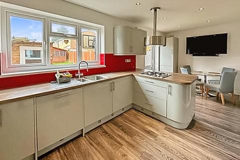 11 Ansley Close, South Croydon, CR2 9BQ