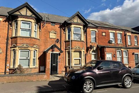 47 Hurst Grove, Bedford, MK40 4HY