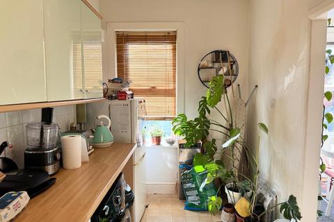 47 Hurst Grove, Bedford, MK40 4HY