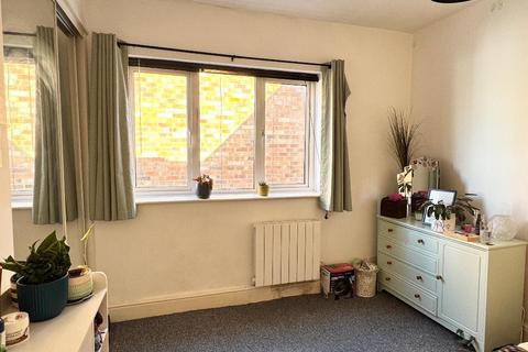 47 Hurst Grove, Bedford, MK40 4HY