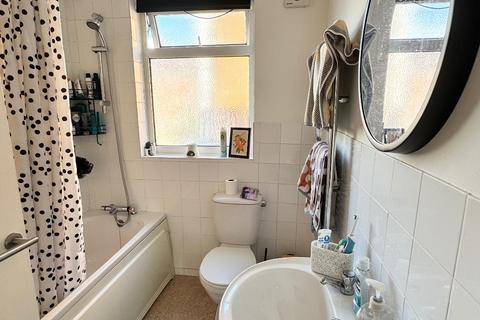 47 Hurst Grove, Bedford, MK40 4HY