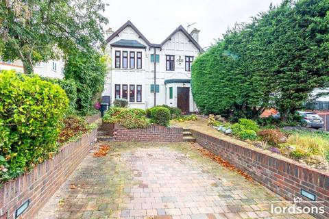 5 bedroom detached house for sale, Crowstone Road, Westcliff on Sea, Essex, SS0 8LQ