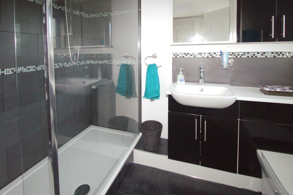 Master Ensuite