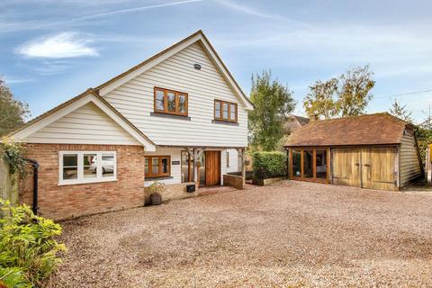 4 bedroom detached house for sale, Rye Road, Sandhurst, Kent, TN18 5JL