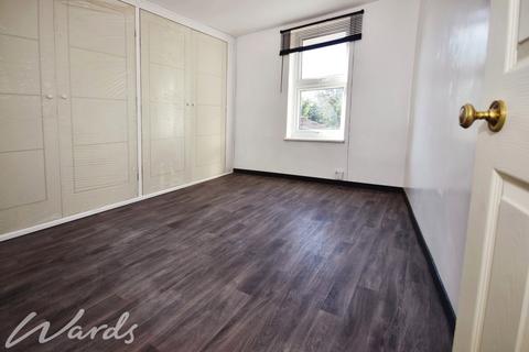 2 bedroom terraced house to rent, Church Street Gillingham ME7