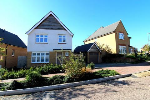 3 bedroom detached house for sale, Armstrong Road, South Luton, Luton, Bedfordshire, LU2 0FX