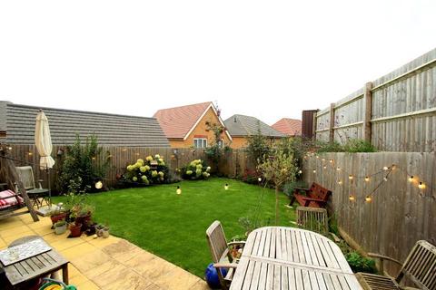 126 Armstrong Road, Luton, LU2 0FX