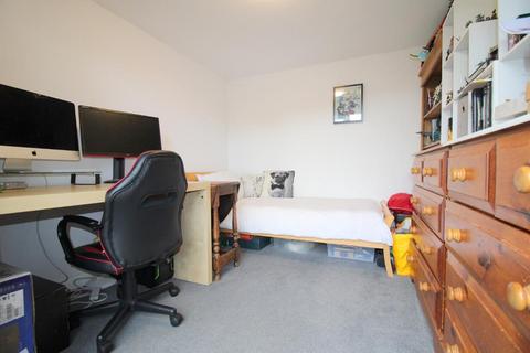 126 Armstrong Road, Luton, LU2 0FX