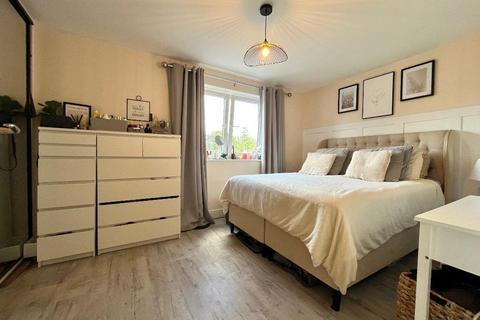 1 bedroom apartment for sale, Juneberry Apartments, Stockwood Gardens, Luton, Bedfordshire, LU1 4FZ