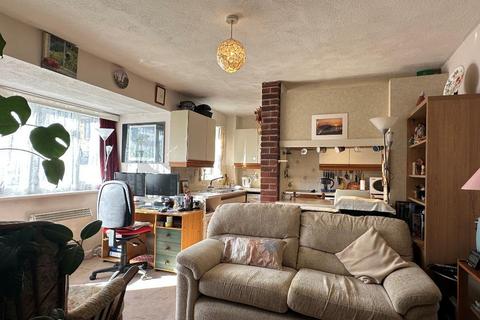 34 Farnefold Road, Steyning, BN44 3SN