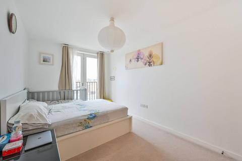 2 bedroom flat for sale, Shipman Road, Royal Docks, London, E16