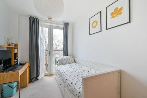 2 bedroom flat for sale, Shipman Road, Royal Docks, London, E16