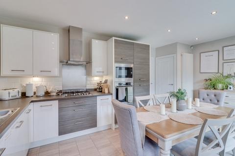 35 Bletchley Road, Horsforth, Leeds, LS18 4FG