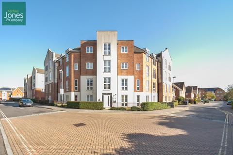 2 bedroom flat to rent, Cambrian Way, Worthing, West Sussex, BN13