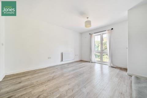 2 bedroom flat to rent, Cambrian Way, Worthing, West Sussex, BN13