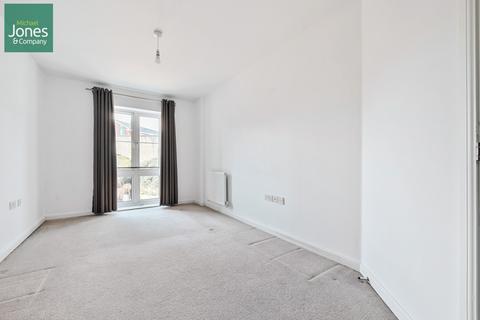 2 bedroom flat to rent, Cambrian Way, Worthing, West Sussex, BN13