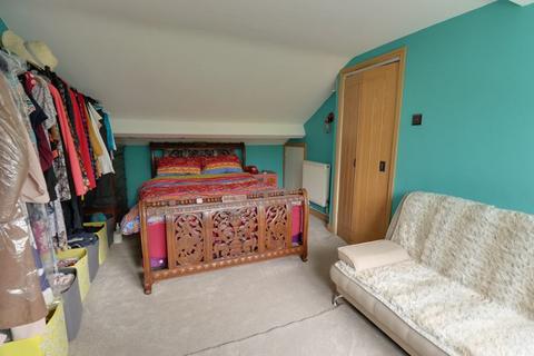4 Croydon Drive, Penkridge, Stafford, ST19 5DW