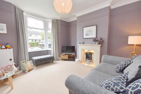 2 bedroom terraced house for sale, Waddow View, Waddington, BB7 3HJ