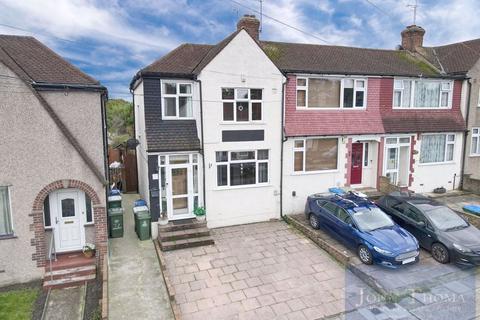 3 bedroom terraced house for sale, Coniston Close, Erith DA8