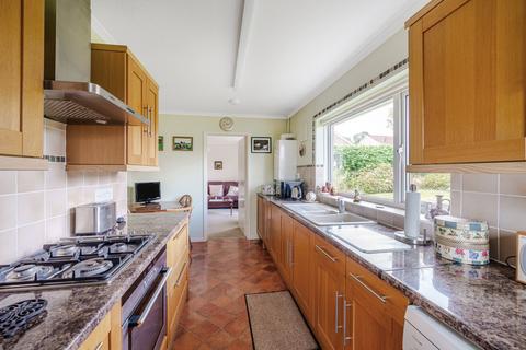 16 Cedar Close, Chard, TA20 1DB