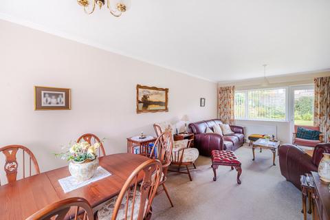 16 Cedar Close, Chard, TA20 1DB