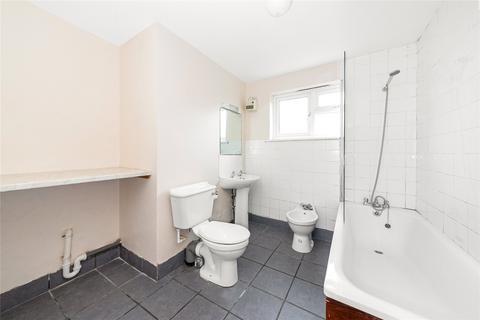 35 Bensham Grove, Thornton Heath, CR7 8DD