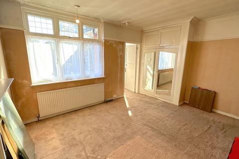 43 Surbiton Hill Park, Surbiton, KT5 8EH