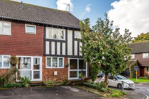 2 bedroom end of terrace house for sale, Lucilina Drive, Edenbridge