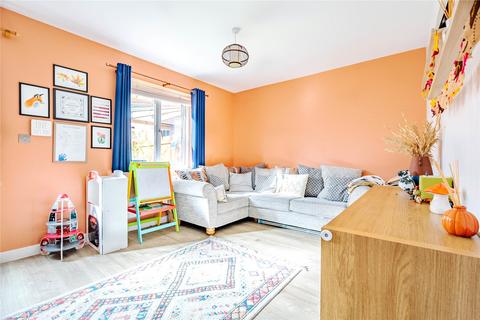 3 bedroom end of terrace house for sale, Finch Green, Bedfordshire LU1