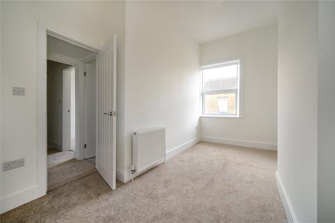 9 Airedale Terrace, Morley, Leeds, LS27 8AS