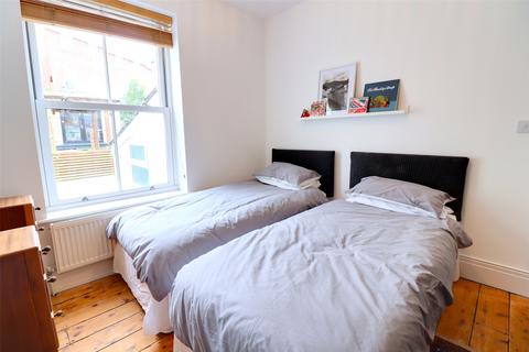 15 Chambercombe Road, Ilfracombe, EX34 9PQ