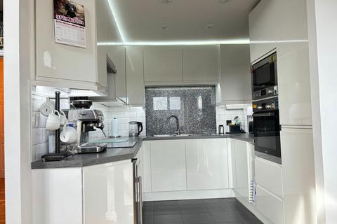 54 Evans Wharf, Hemel Hempstead, HP3 9WN