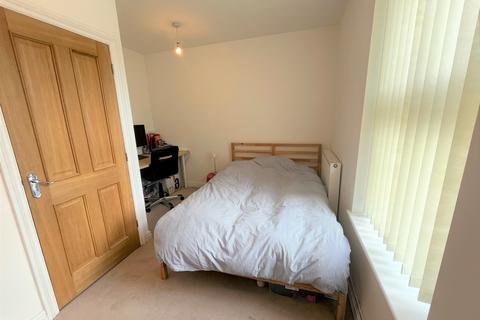 1 bedroom terraced house to rent, Frome Road, Trowbridge