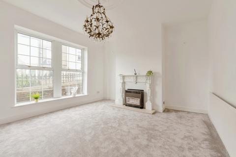 6 bedroom end of terrace house for sale, Palatine Square, Lancashire BB11