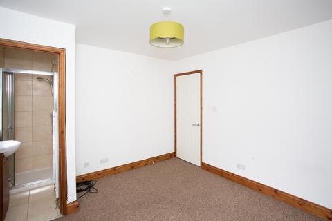 2 bedroom house to rent, Chiltern Road, Hertfordshire AL4