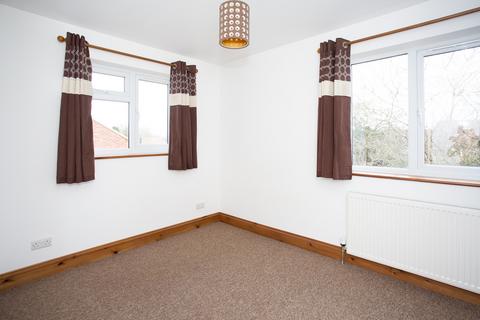 2 bedroom house to rent, Chiltern Road, Hertfordshire AL4