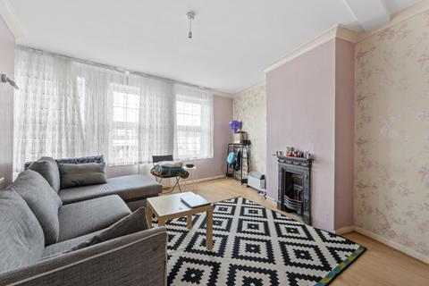 1 bedroom apartment for sale, Hook Road, Chessington KT9